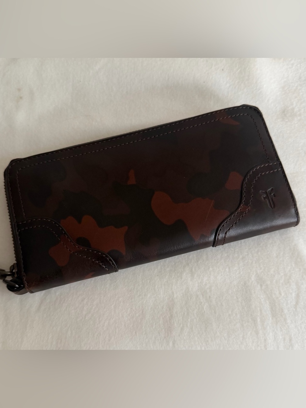 Frye Camo Leather Zip Wallet in Dark Brown & Black